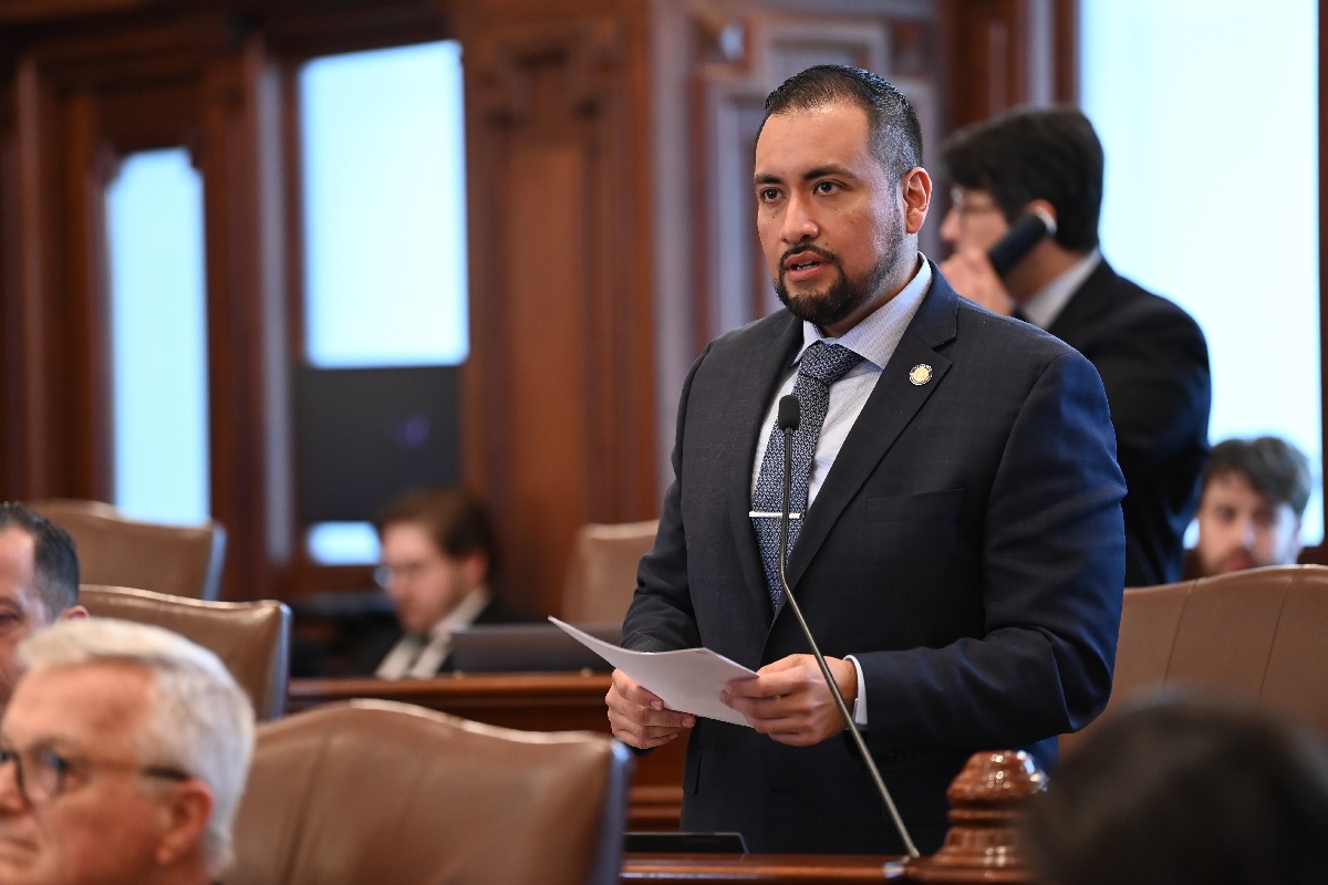 State Senator Javier Loera Cervantes speaks on the Senate floor