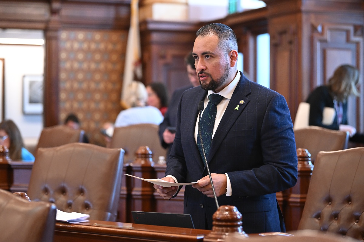 State Senator Javier Loera Cervantes speaks on the Senate floor