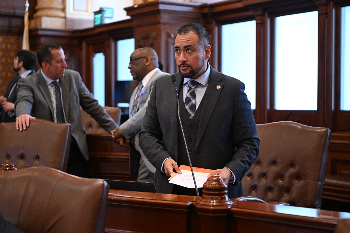 State Senator Javier Loera Cervantes on the Senate floor