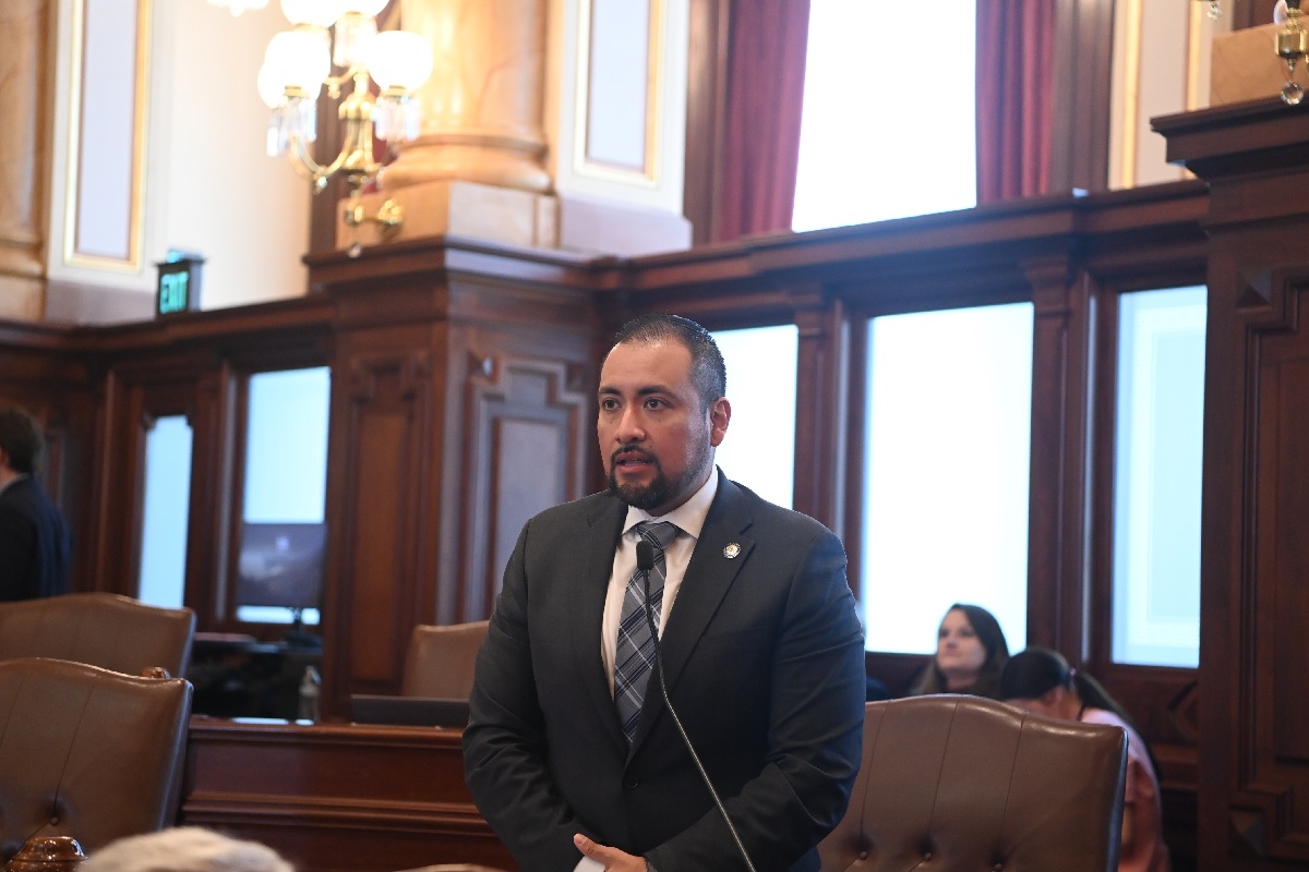State Senator Javier Loera Cervantes speaks on the Senate floor